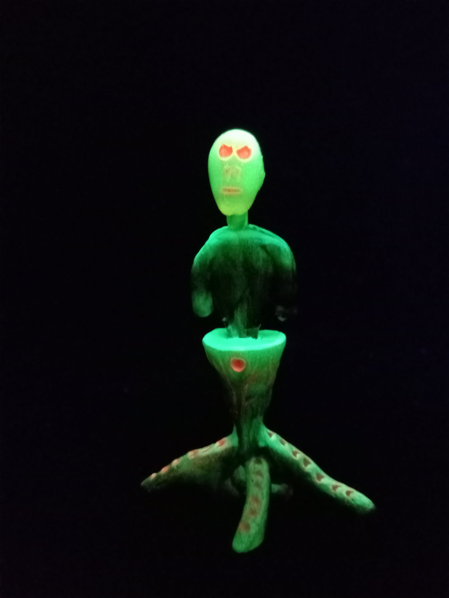 Quadrapuss EBE - Glow In The Dark Green